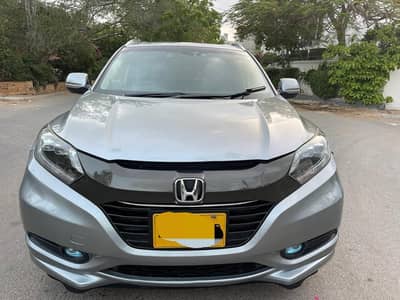 Honda Vezel Z package 2015 top of the line