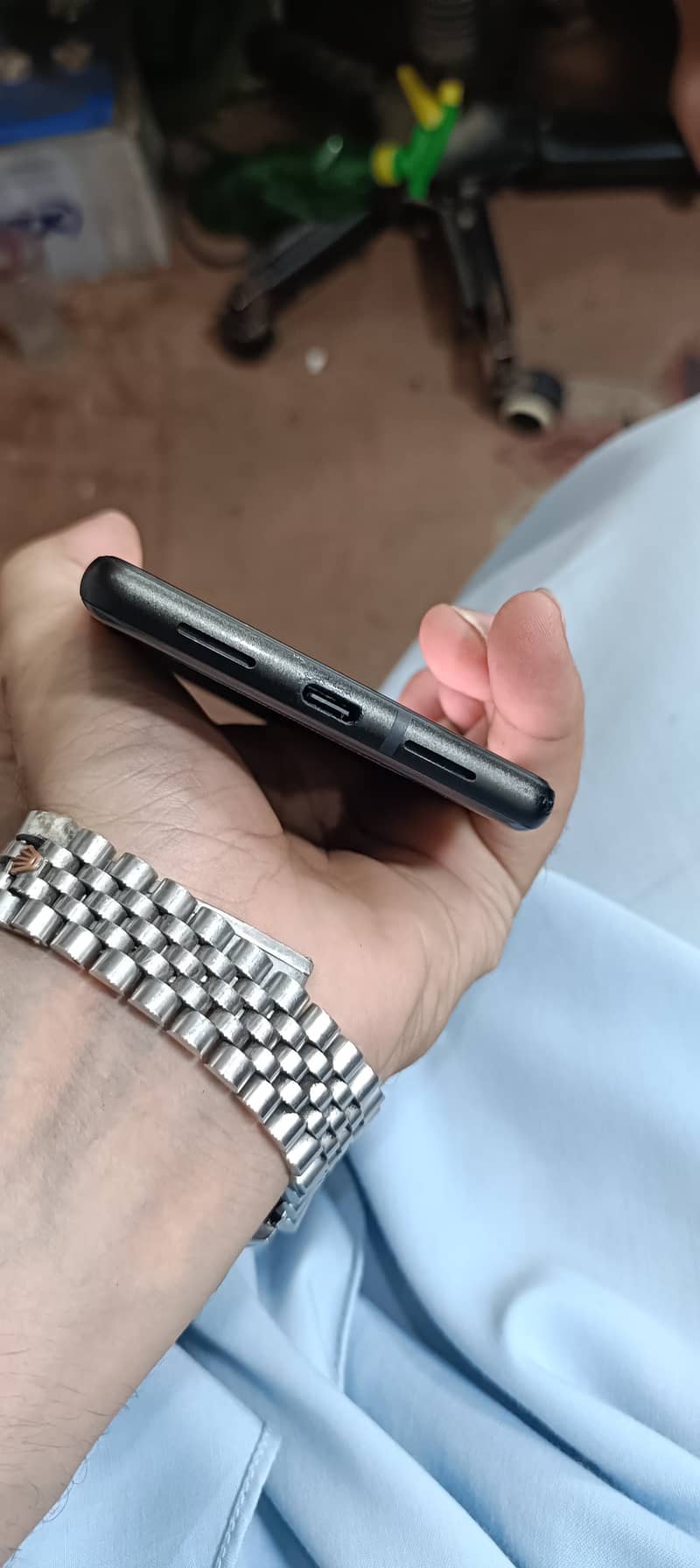 Google Pixel 6 5