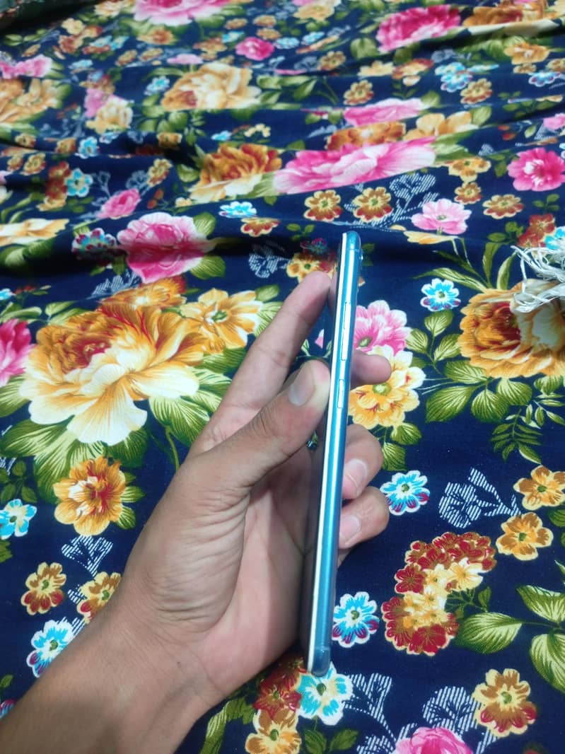 Tecno CAMON i 2