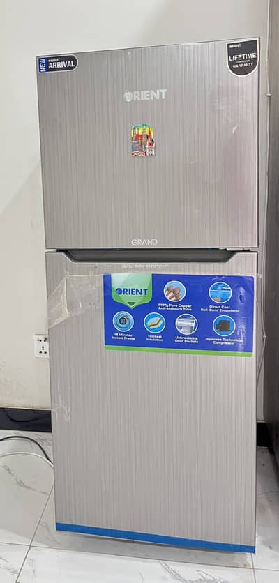 Grand VCM 205 Ltr Hairline Silver - New arrival