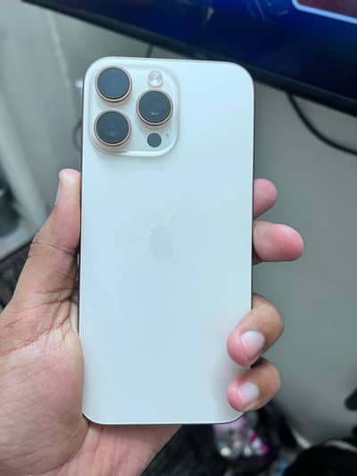 Apple iPhone 16 Pro Max