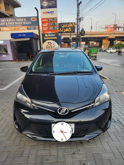 Toyota Vitz F-Shape 2014 Imported Black Genuine 127k Driven