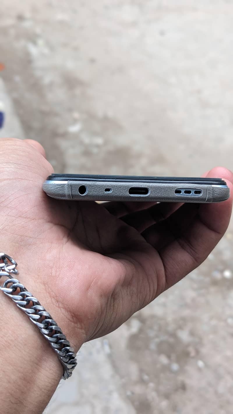 OPPO A54 4