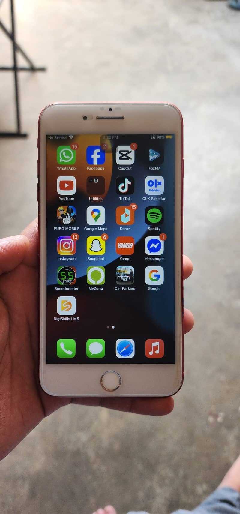 Apple iPhone 7 Plus 4