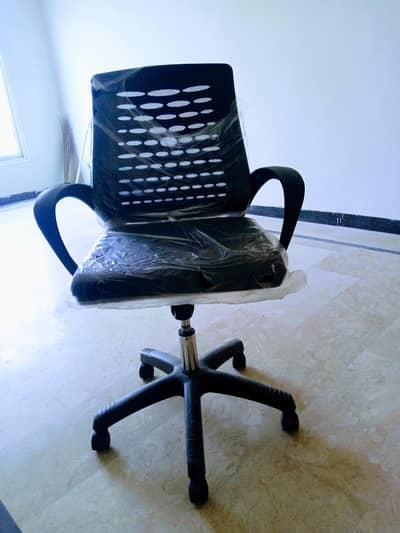 Get Your Dream Rotating adjustable Chair