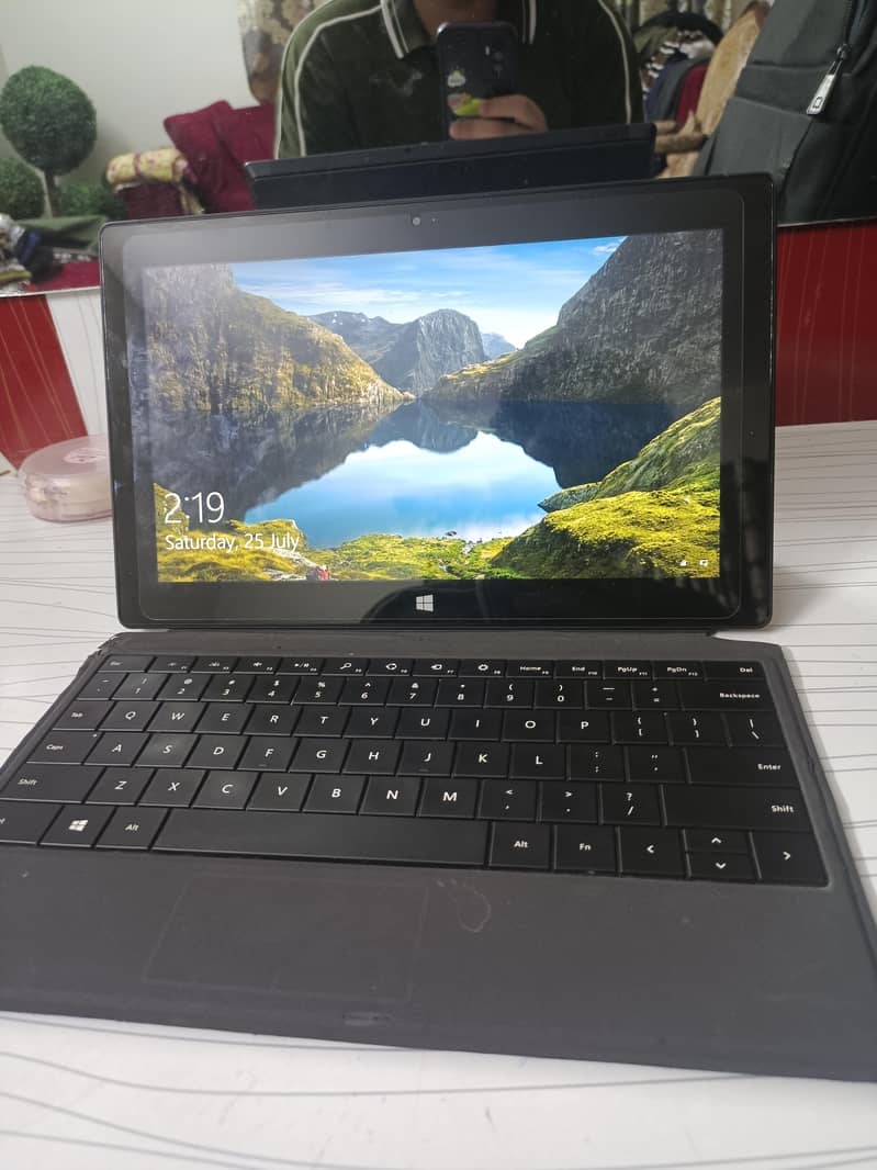Microsoft surface 4