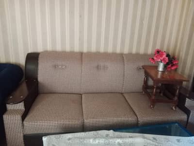 Sofa Set for Sale – Comfortable & Well Maintained