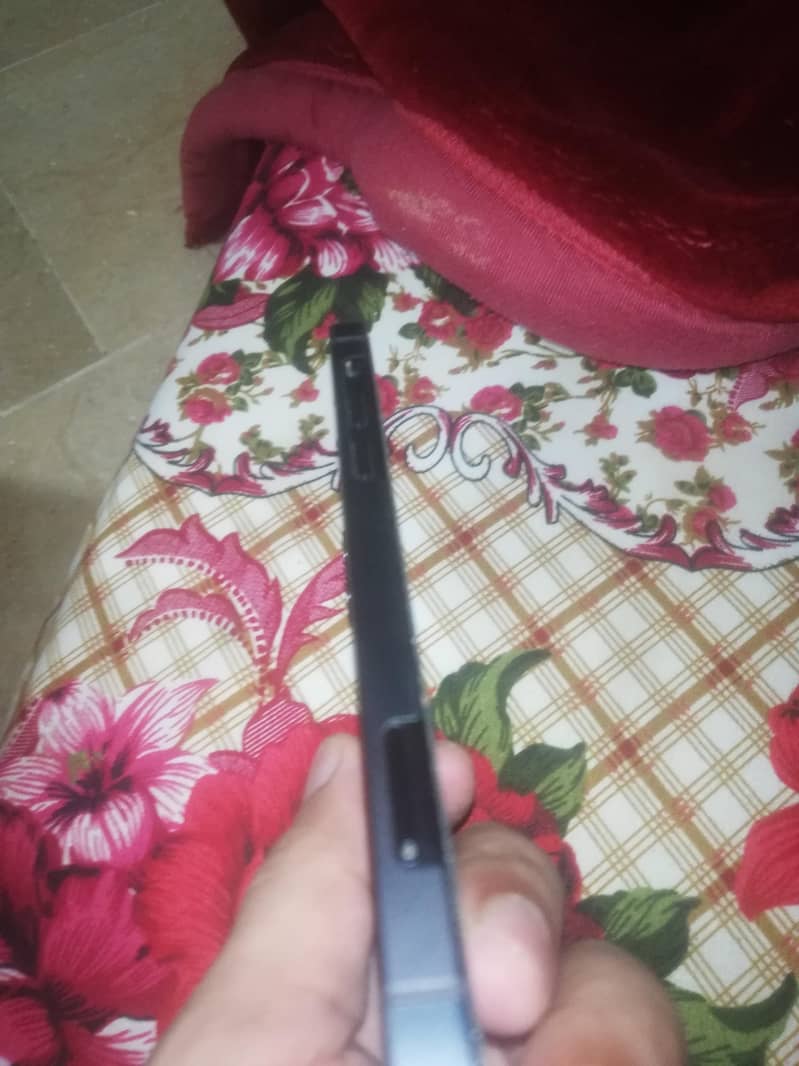 Apple iPhone 12 mini 2