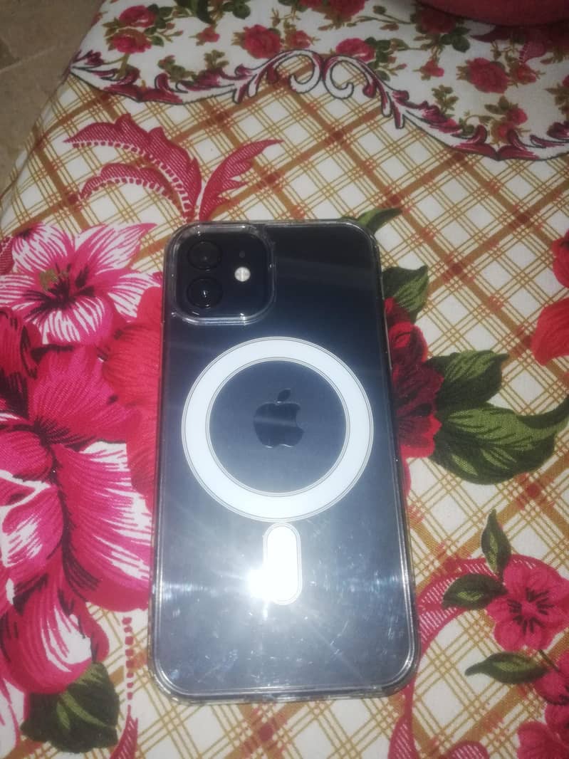 Apple iPhone 12 mini 3