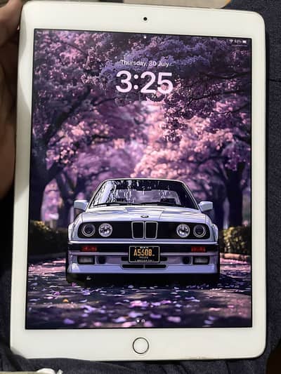 Apple iPad Pro 9.7” (2016) 256GB | Touch ID | Excellent Condition