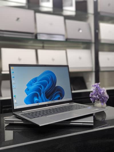 HP zbook Firefly 15 G8| i7-11th Gen| Mobile Workstation