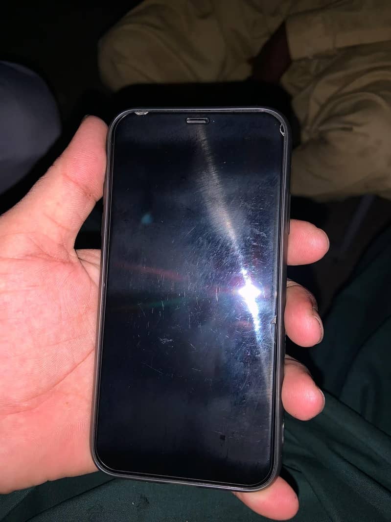 Apple iPhone 11 2