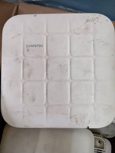 Cisco and Huawei WiFi Router for sale
