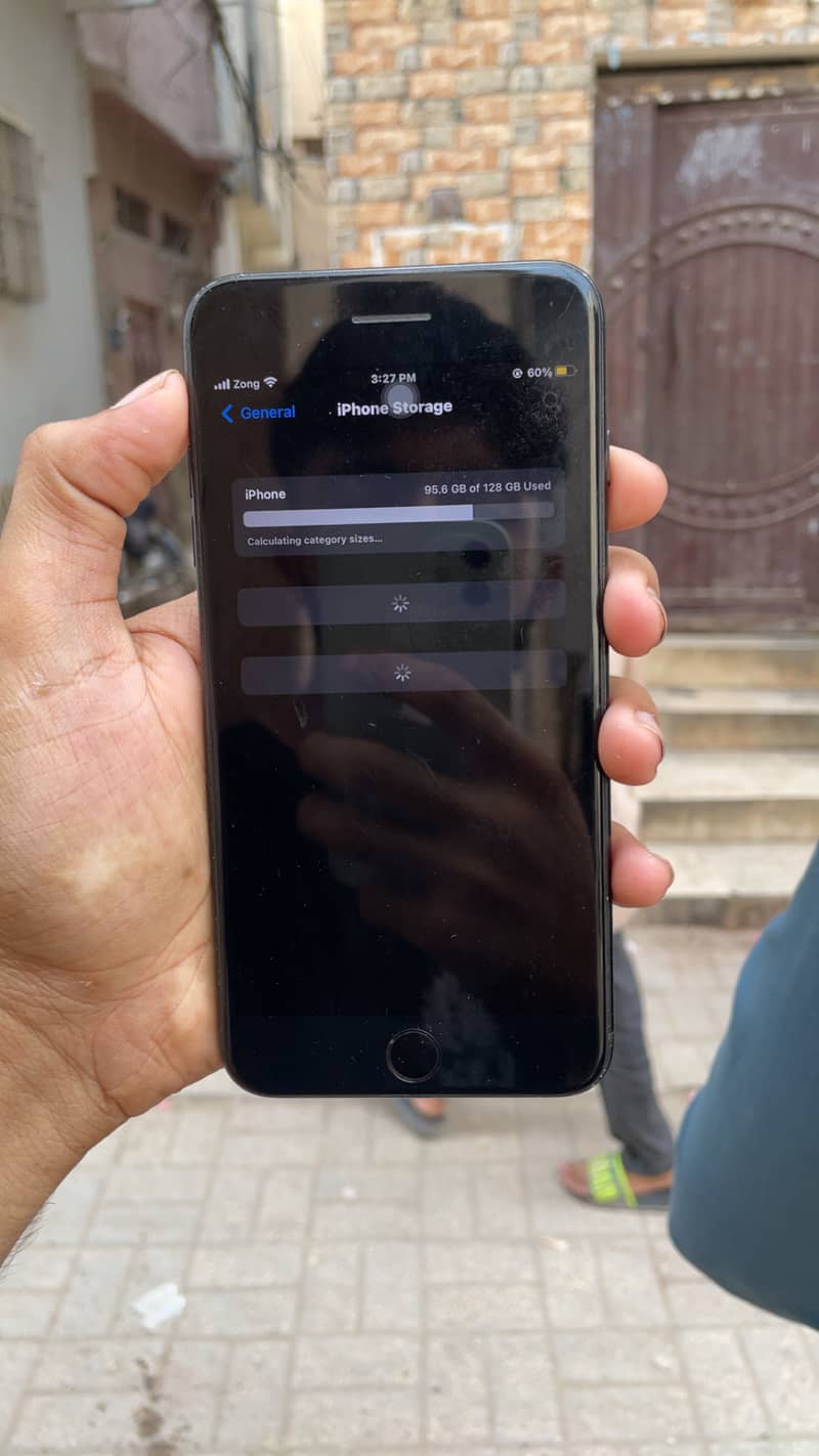 Apple iPhone 7 Plus 5