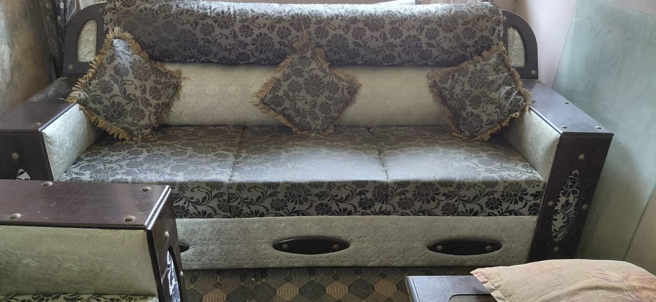Sofa sets 0
