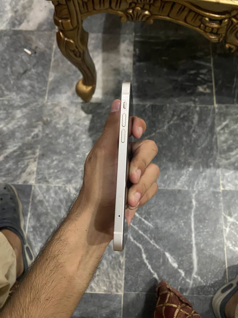 Apple iPhone 12 2