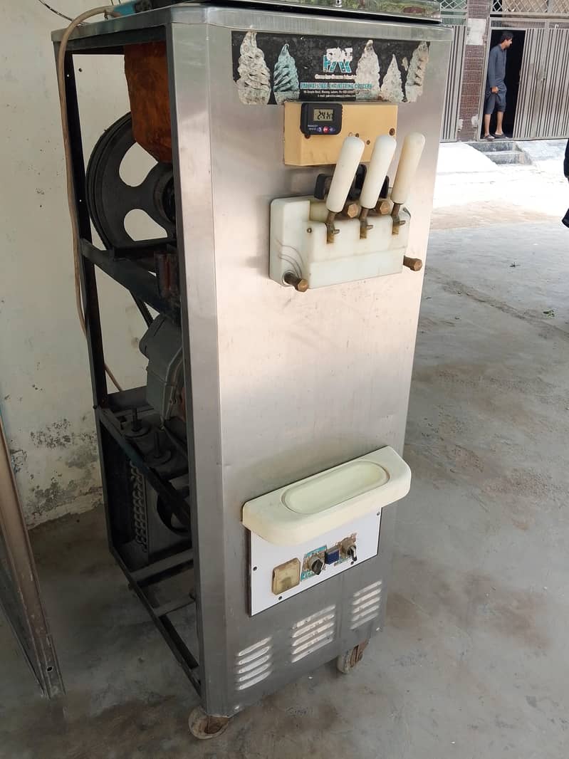 ice cream Maker machine 2