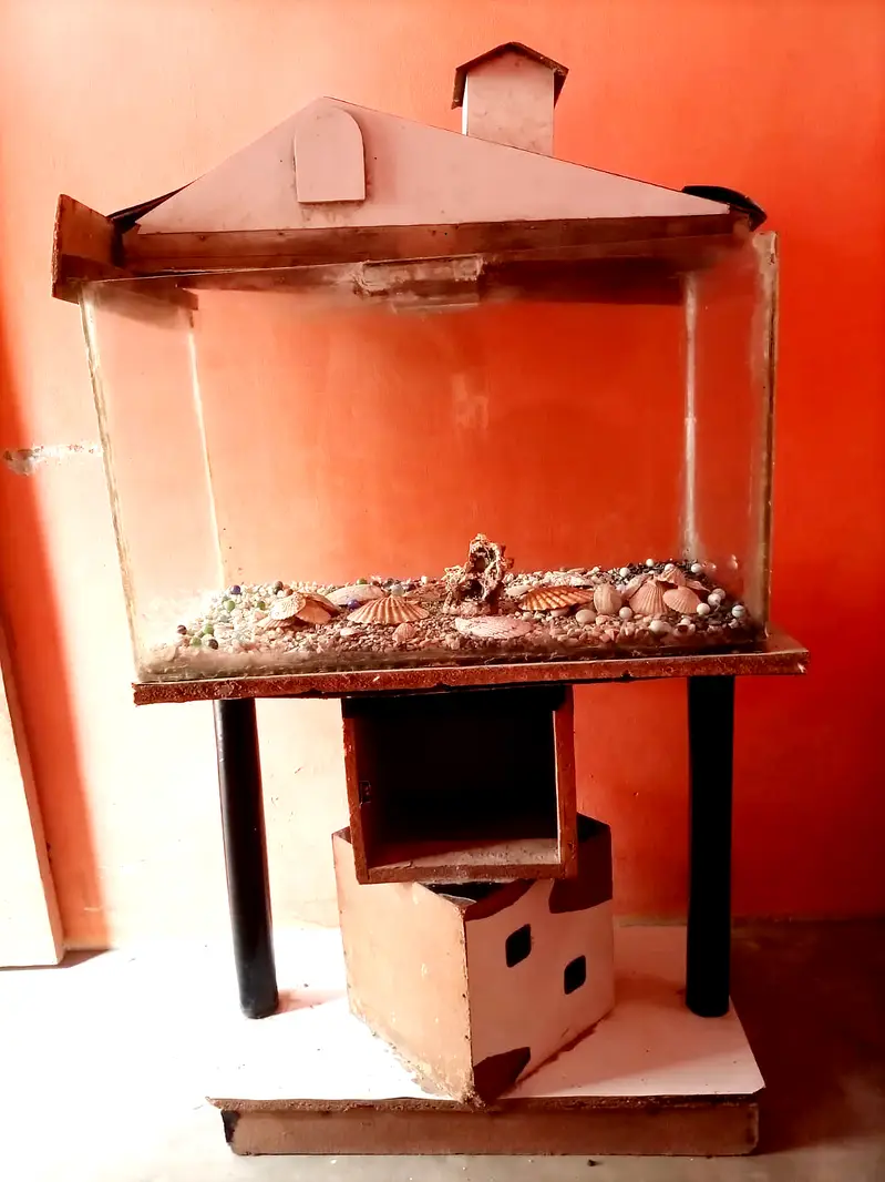 Aquarium for Sale – 2.5 Ft with Trolley — photo 3