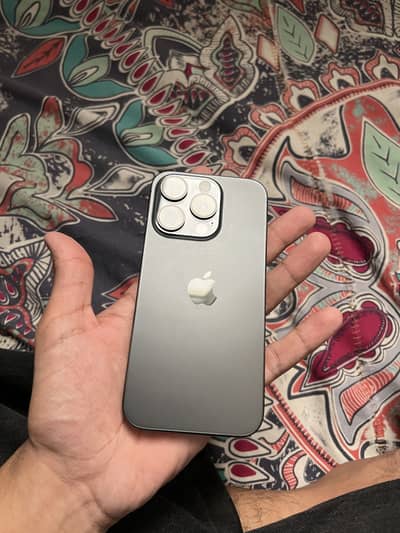 Apple iPhone 15 Pro
