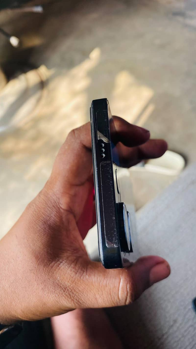 Tecno CAMON 20 2
