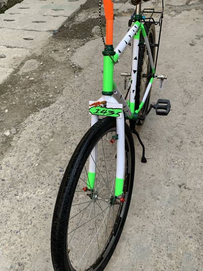 Wheeling cycle
