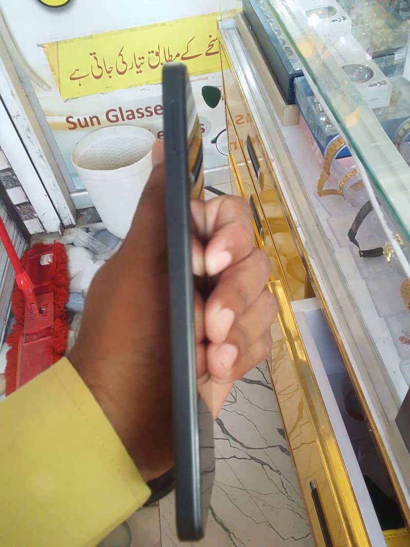 Tecno Spark 3
