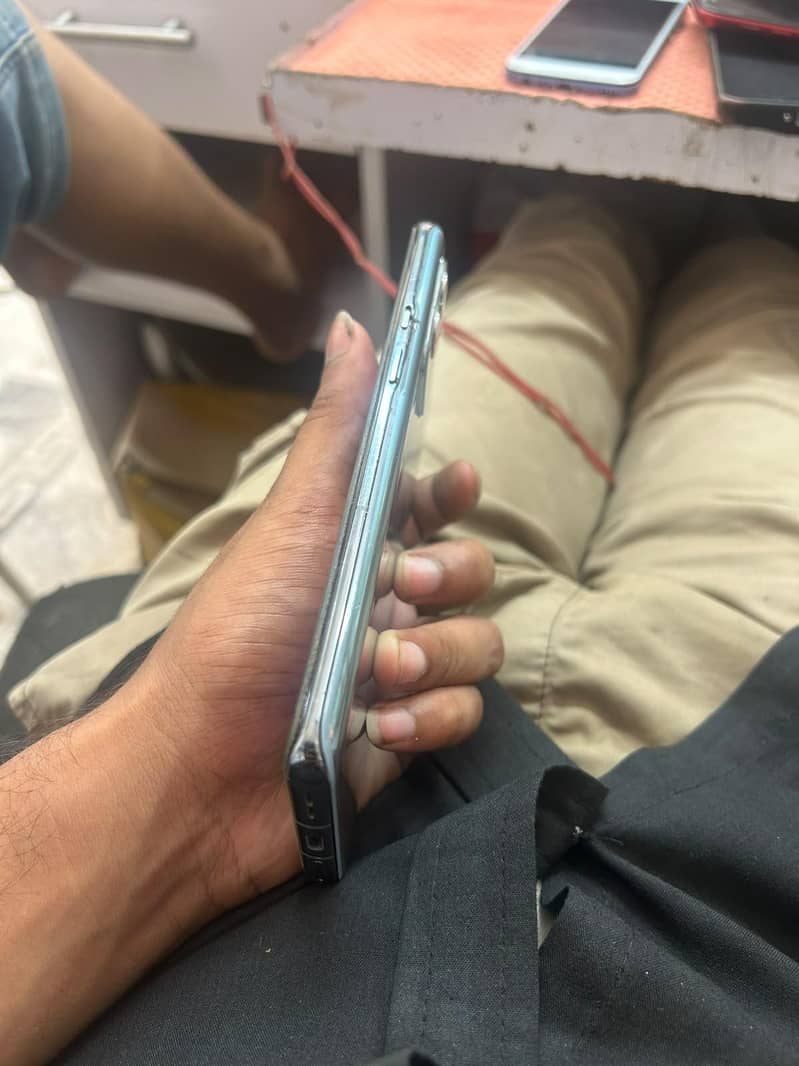 One Plus 9 Pro 4