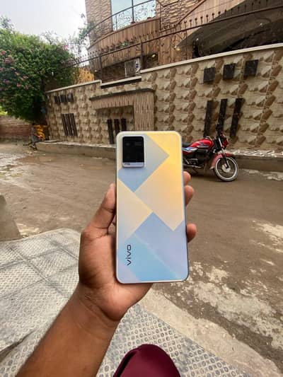 vivo y21