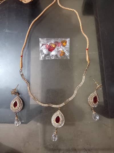 saree with jewellery