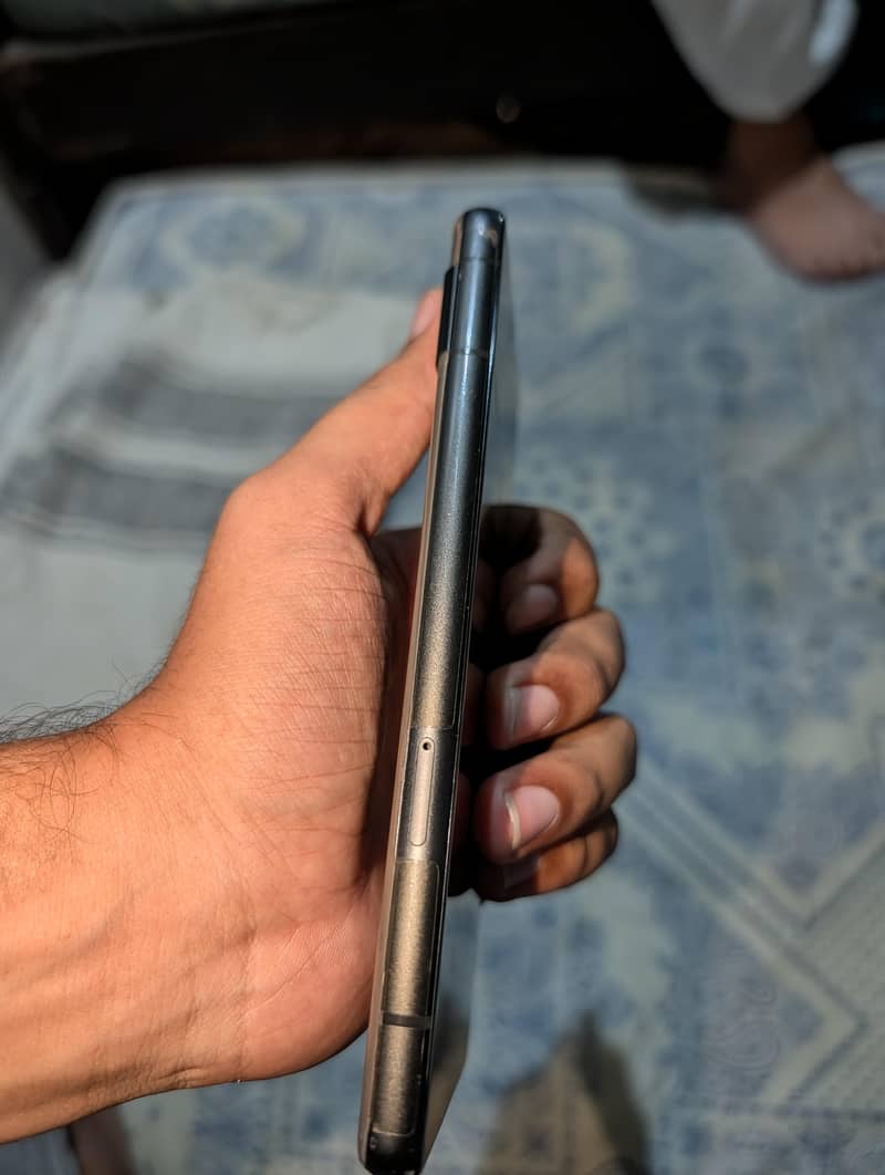 Google Pixel 7a 2