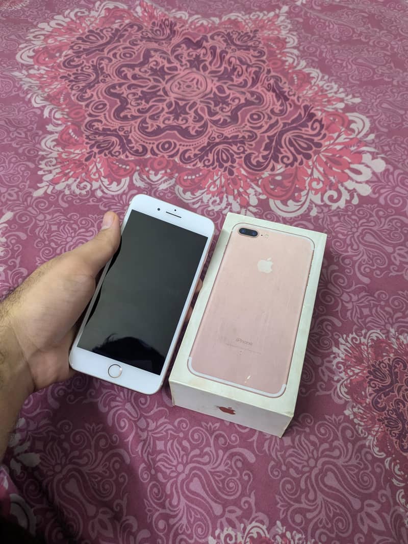Apple iPhone 7 Plus 1