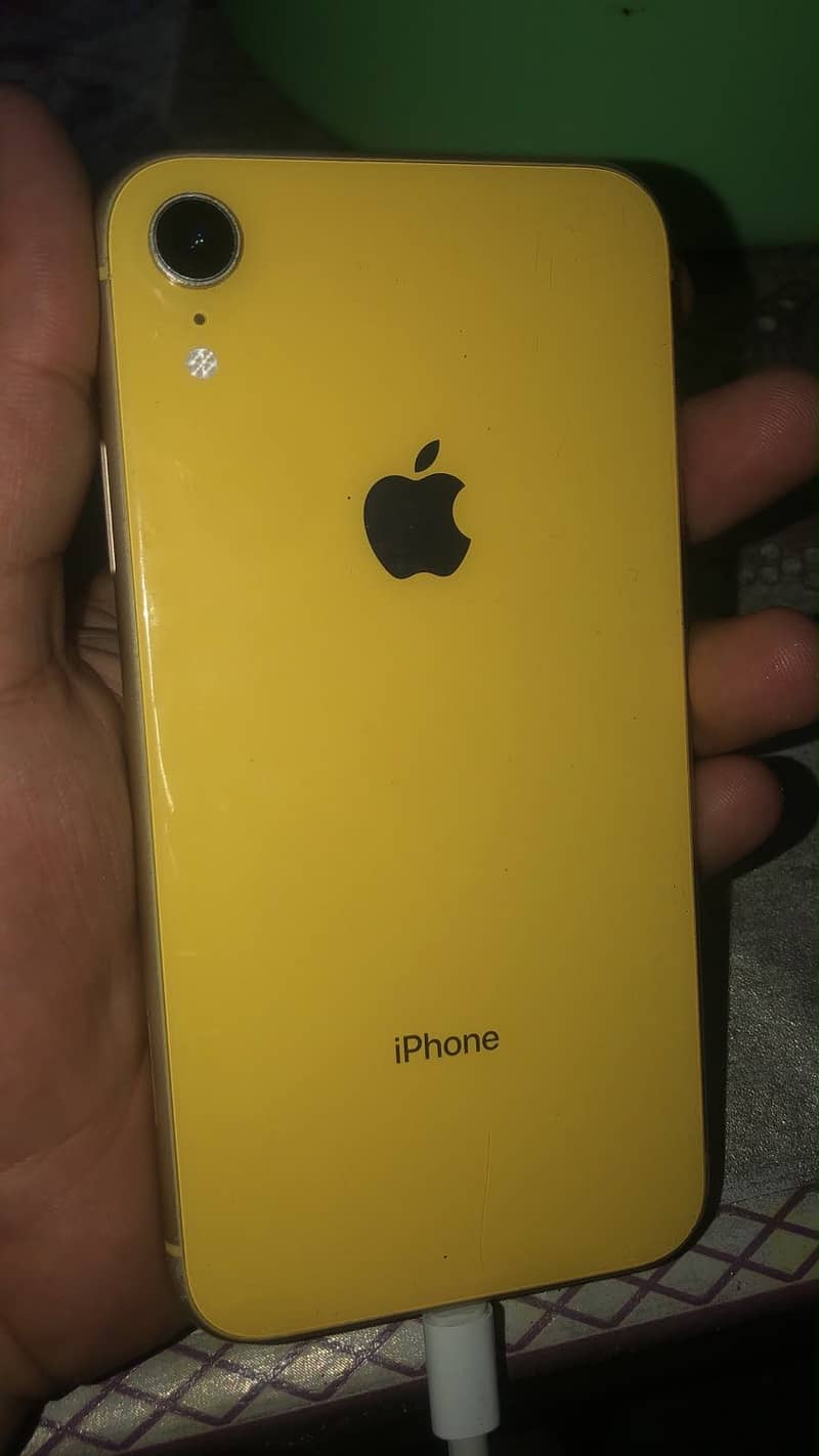 iPhone XR 0