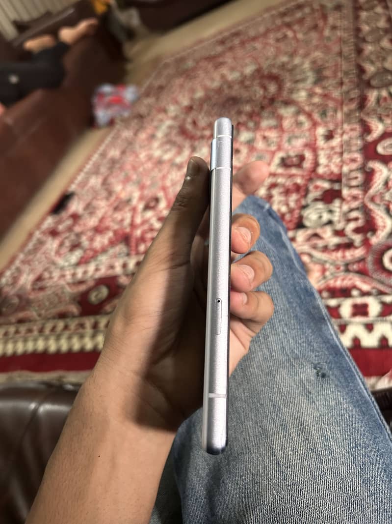 Google Pixel 7a 3
