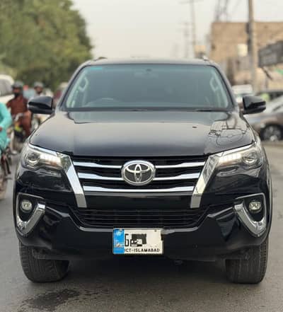 Total Geniune Toyota Fortuner 2020 Urgent Sale 03124866257
