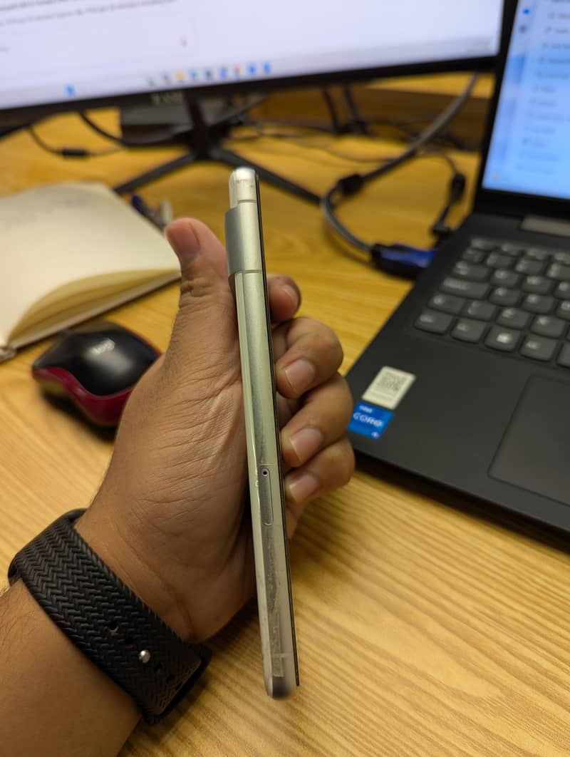 Google Pixel 7 10/10 Condition 2