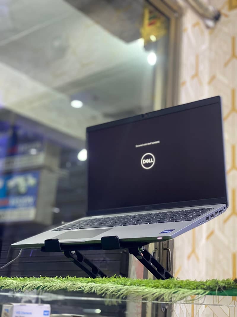 Dell Precision 3560 3
