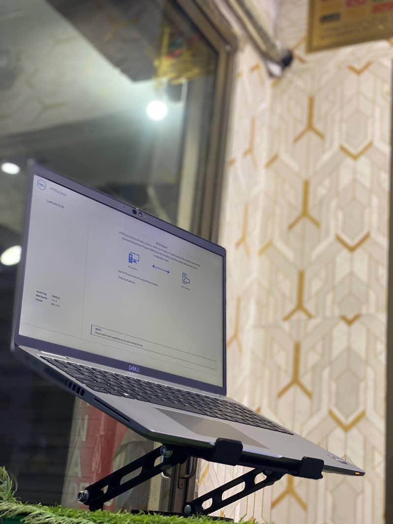 Dell Precision 3560 5