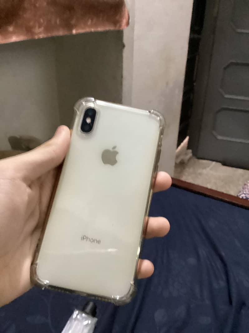 Apple iphone x 1