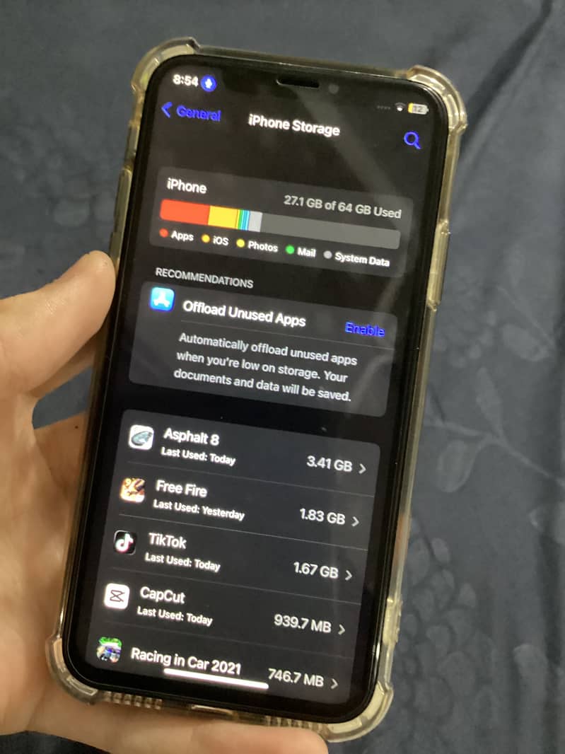 Apple iphone x 17
