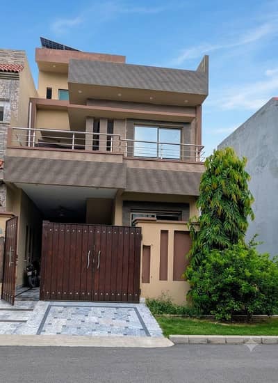8 Marla House For Sale