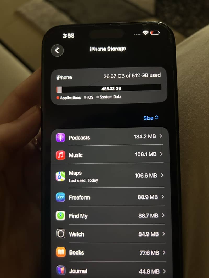 Apple iPhone 15 Pro Max 4