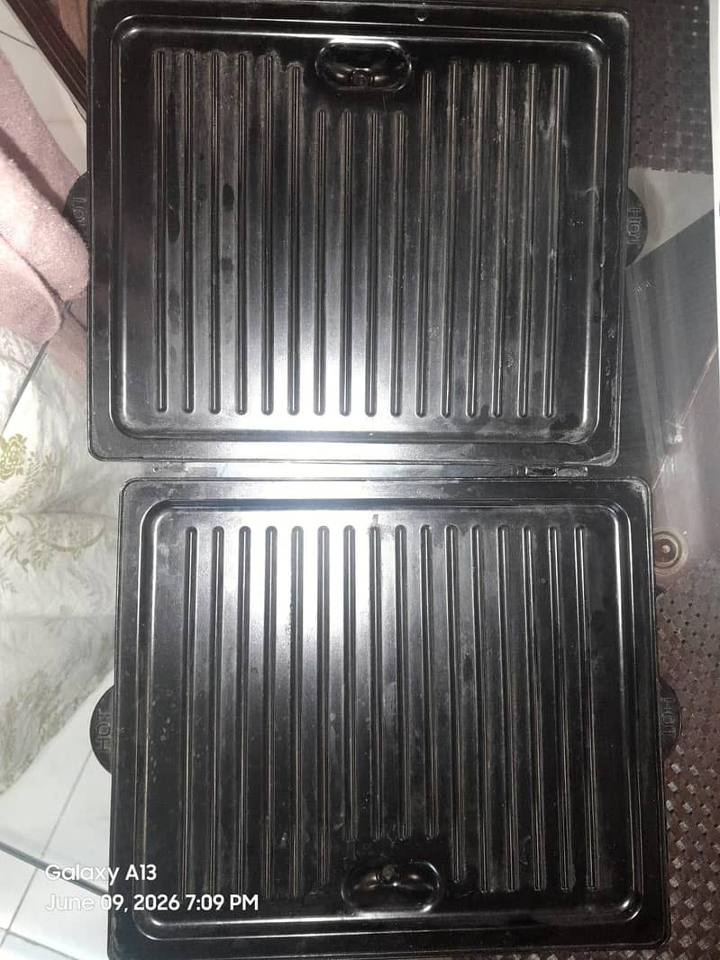 Sandwich Maker/Grill 3