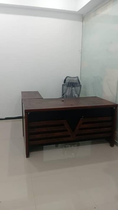 Office table