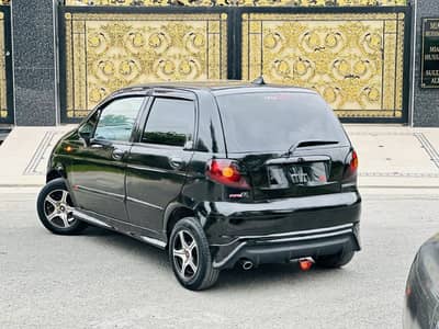 Chevrolet Joy 1000CC For Sale in Pearl Black Colour