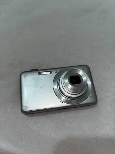 Sony Cyber-shot DSC-W710