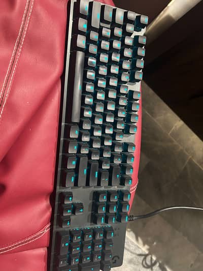 Logitech G512 Wired Gaming Keyboard- Mechanical Switches