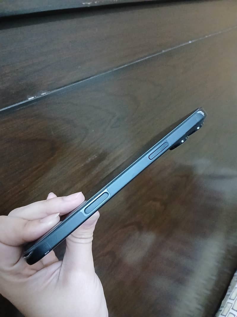Apple iPhone 16 Plus 3