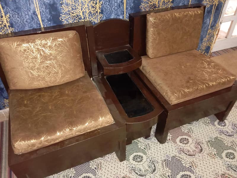 Mini Sofas with mini middle table 1