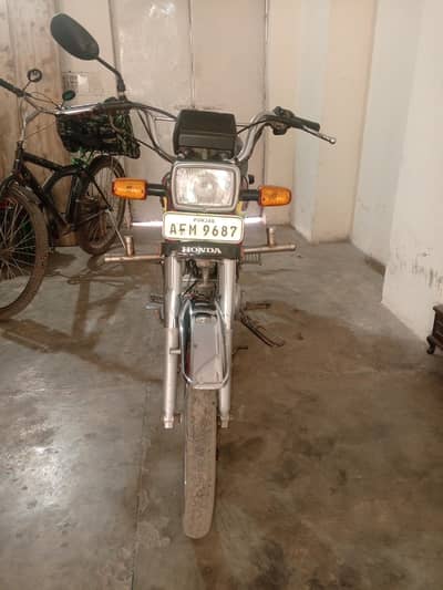 70 Honda CD