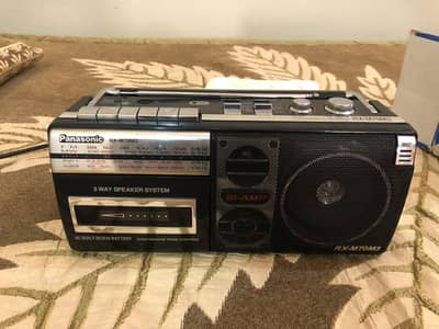 Vintage Panasonic Cassette Recorder & Radio- 10/10 working with box